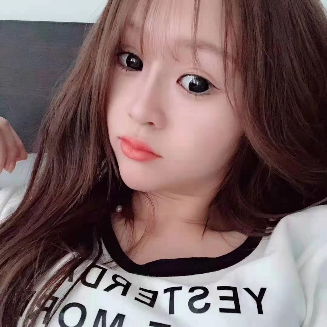 小萝莉玉体诱人岛国气质，可亲可吻可69