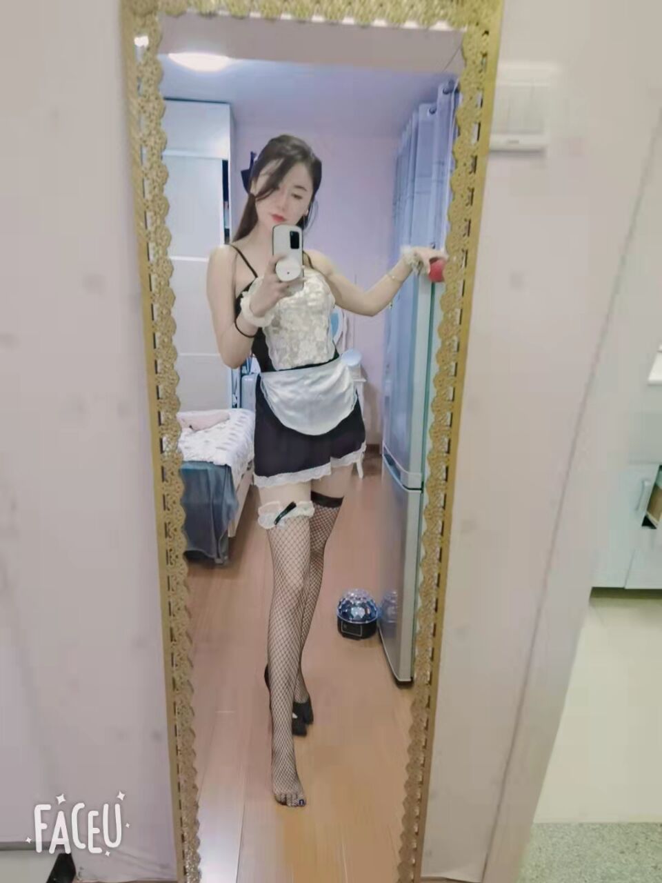 身材脸蛋服务都一绝的小姐姐