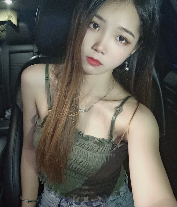 朝阳区兼职妹子，微胖型应该开朗乐观很好相处