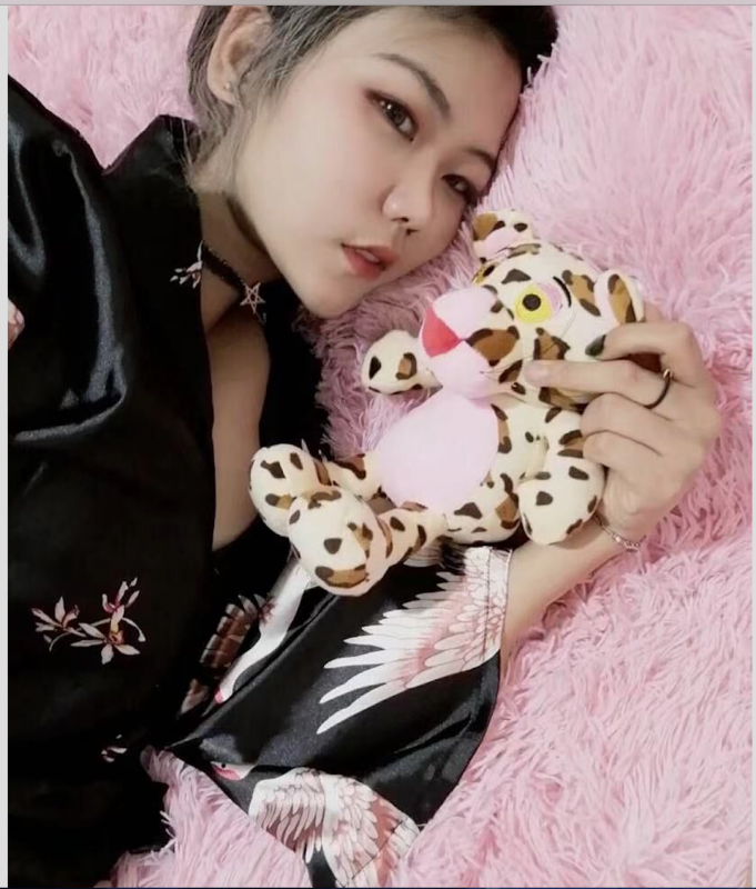 朝阳大胸小玉米