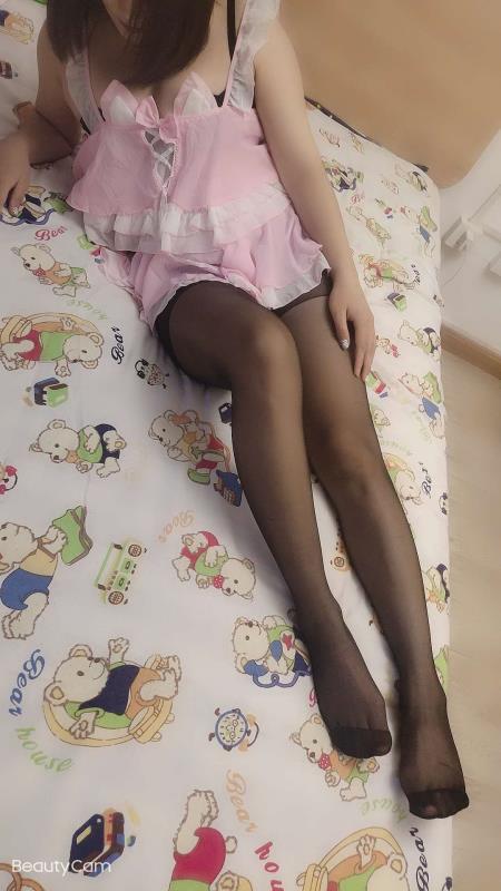 青春性感的Sao妞儿刚下水，只要300